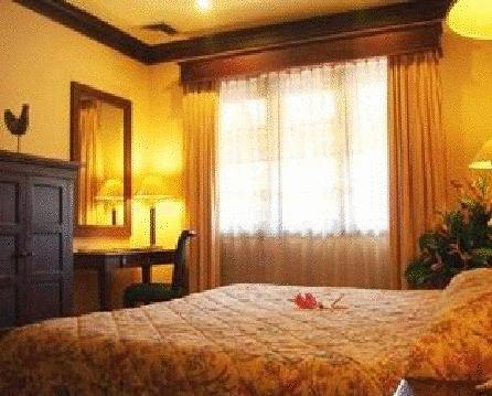 Equator Hotel Surabaya Room photo